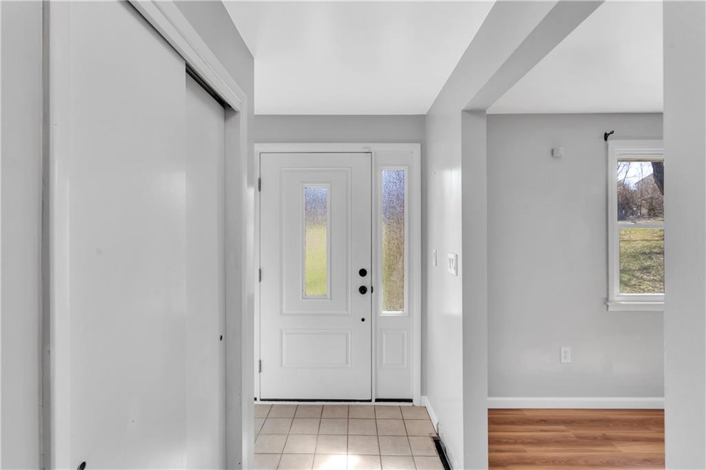 1060 Pittsburgh Road Valencia, PA 16059 - Photo 12 of 45 Entry