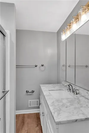 $499,000 | 1060 Pittsburgh Road, Valencia, PA 16059