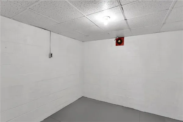 $499,000 | 1060 Pittsburgh Road, Valencia, PA 16059