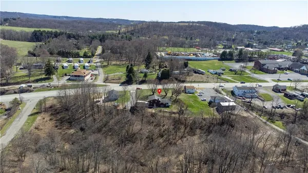 $499,000 | 1060 Pittsburgh Road, Valencia, PA 16059