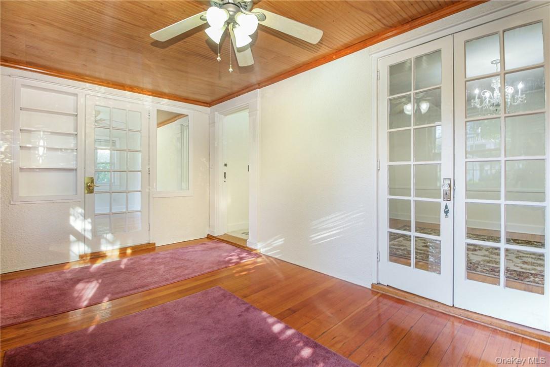237 Coligni Avenue New Rochelle, NY 10801 - Photo 9 of 33 Gallery Image 9