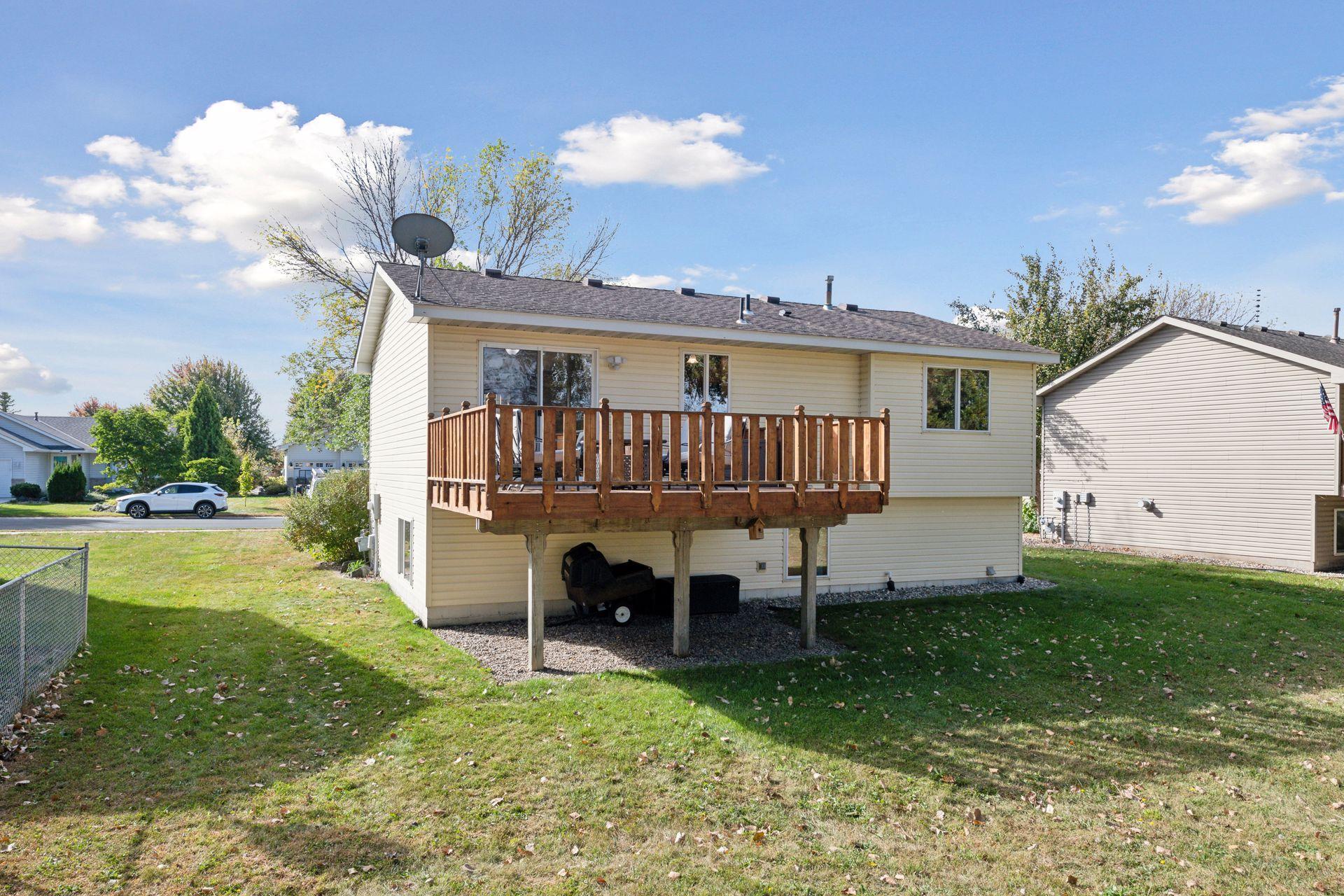 932 Sparrow Road Waconia, MN 55387 - Photo 34 of 37 Gallery Image 34