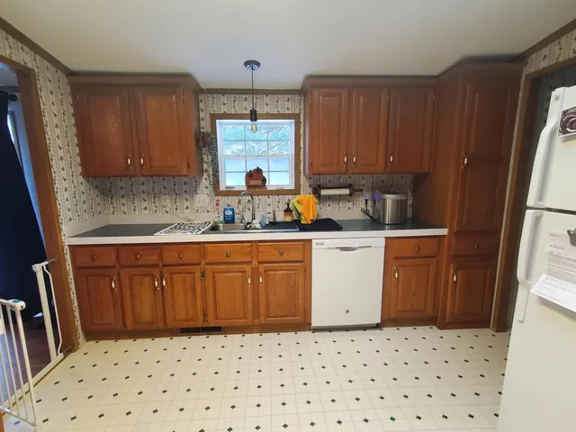 $249,000 | 11628 County Road 653, Gobles, MI 49055