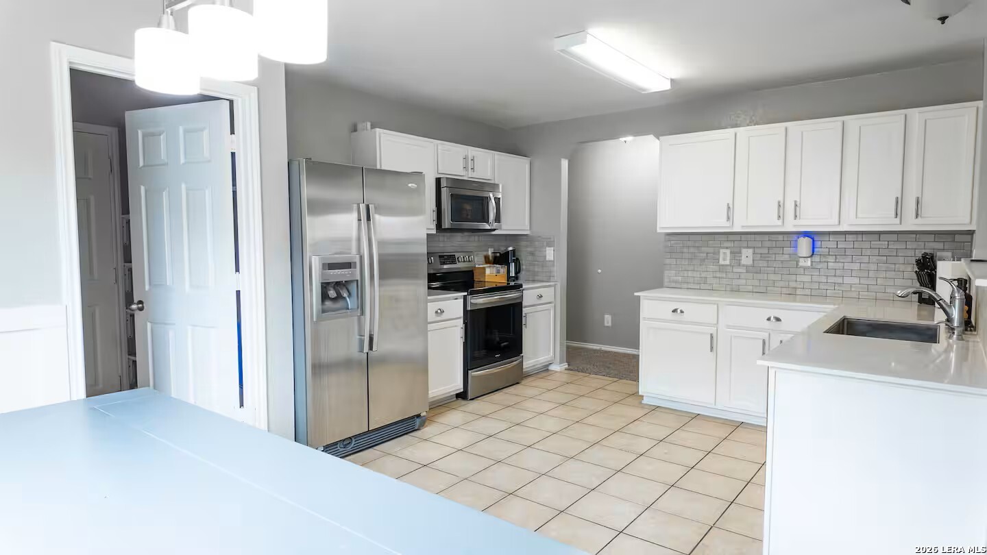 9222 Hanover Cove Converse, TX 78109 - Photo 5 of 31