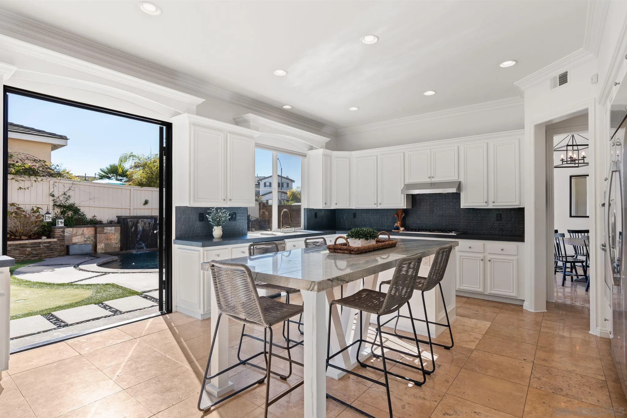 2887 Corte Morera Carlsbad, CA 92009 - Photo 23 of 68