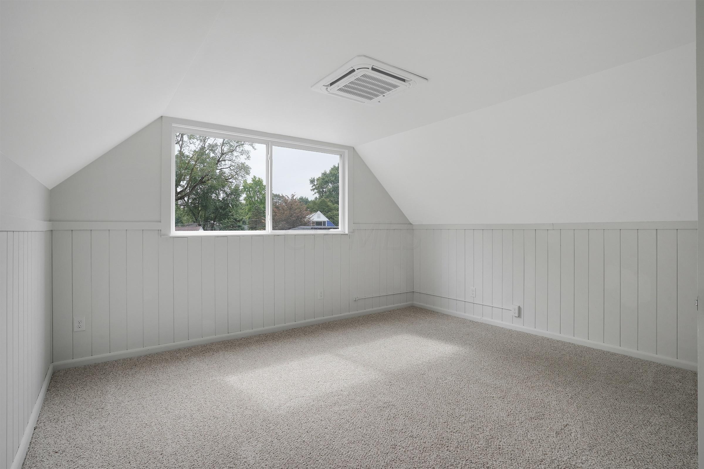 1008 Afton Road Columbus, OH 43221 - Photo 11 of 16 Gallery Image 11
