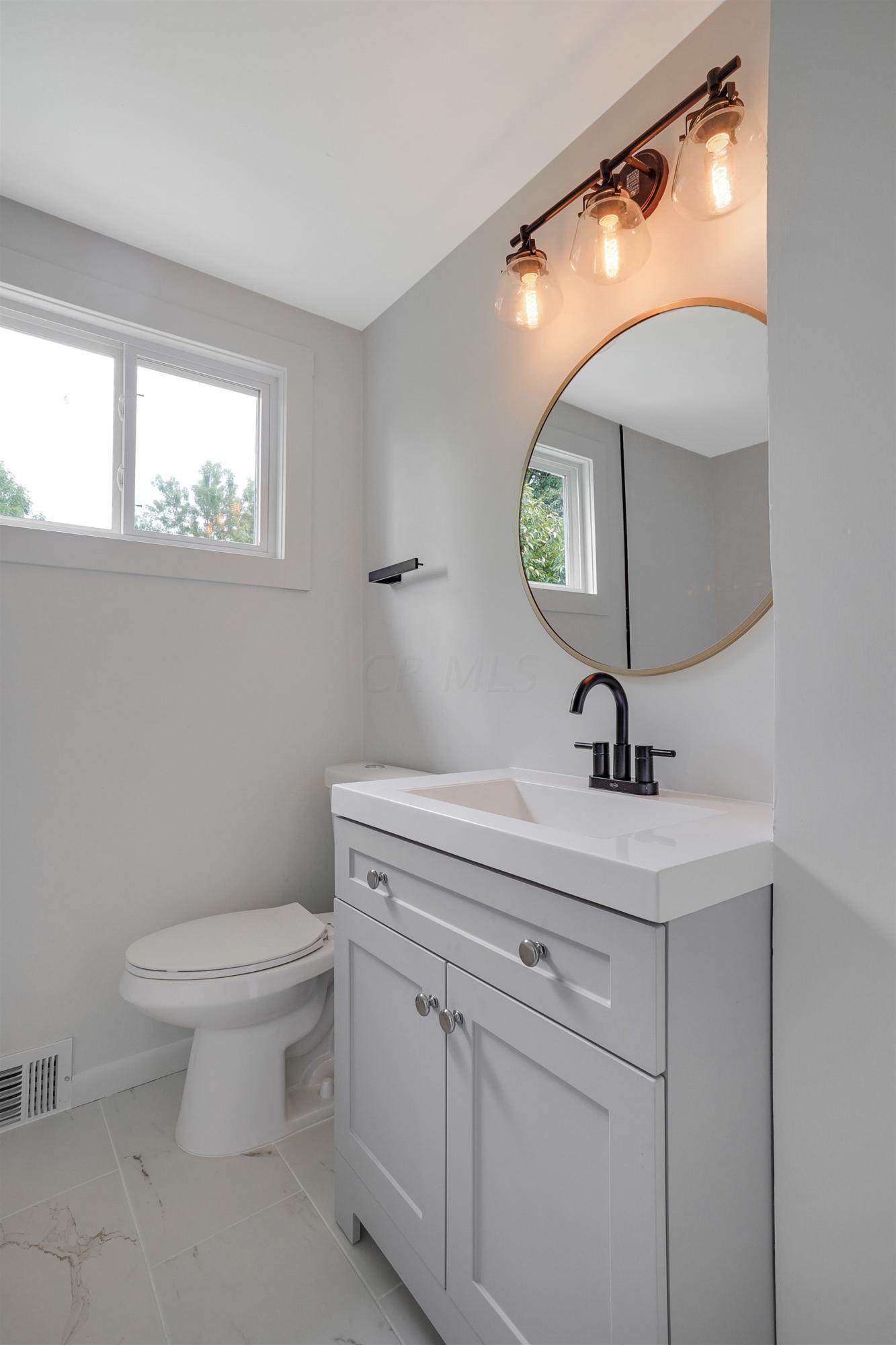 1008 Afton Road Columbus, OH 43221 - Photo 13 of 16 Gallery Image 13