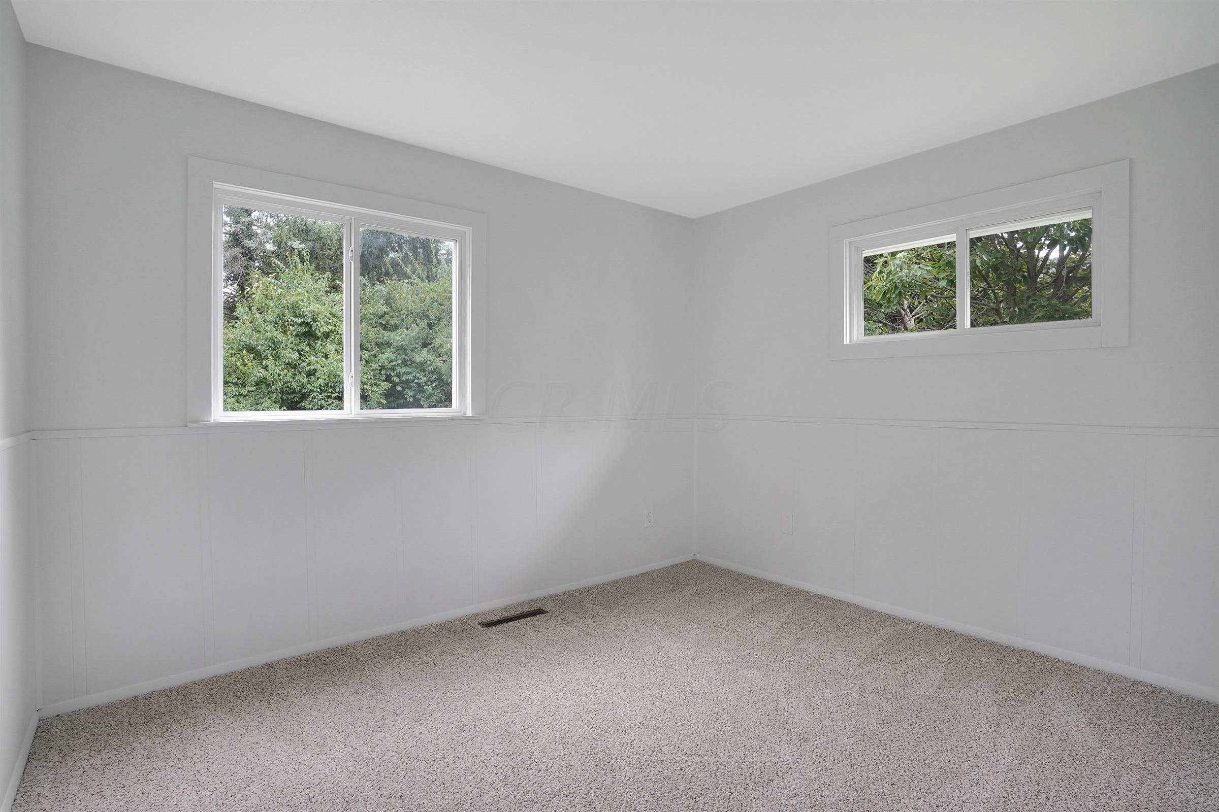 1008 Afton Road Columbus, OH 43221 - Photo 8 of 16 Gallery Image 8