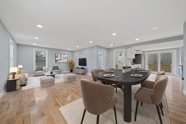 $3,500 | 13 Broadway, Unit 1, Raynham, MA 02767