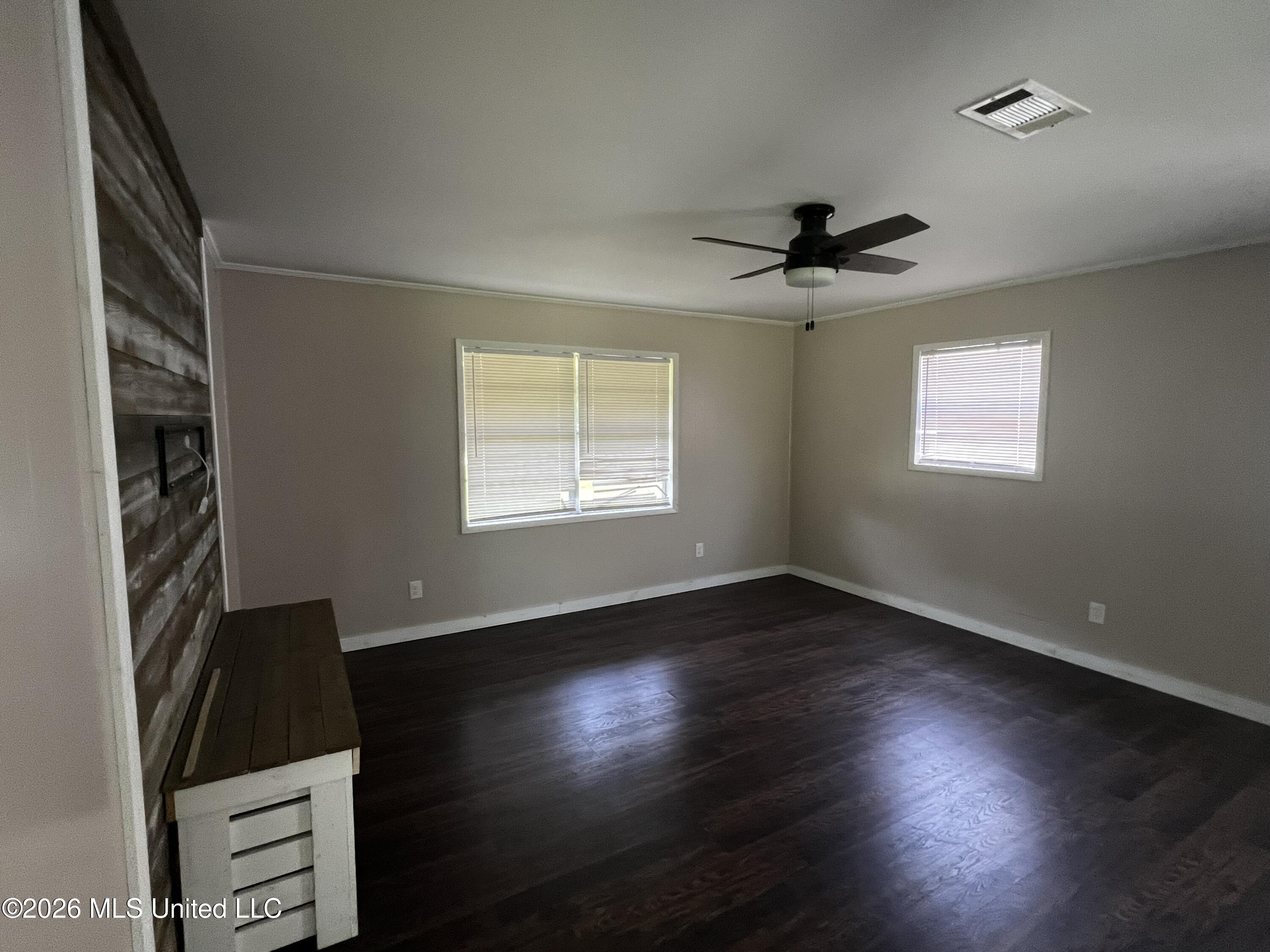 6301 Cleo Drive Moss Point, MS 39562 - Photo 22 of 42 IMG_2810