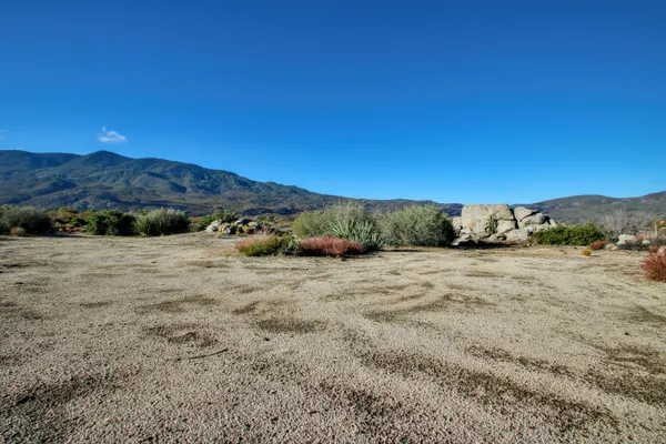 a view of an outdoor space