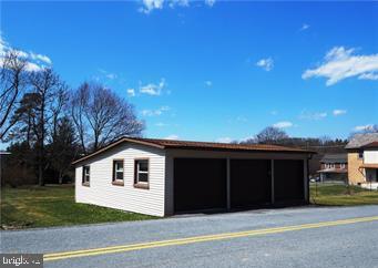 7222 Decatur Street New Tripoli, PA 18066 - Photo 6 of 19 Gallery Image 6