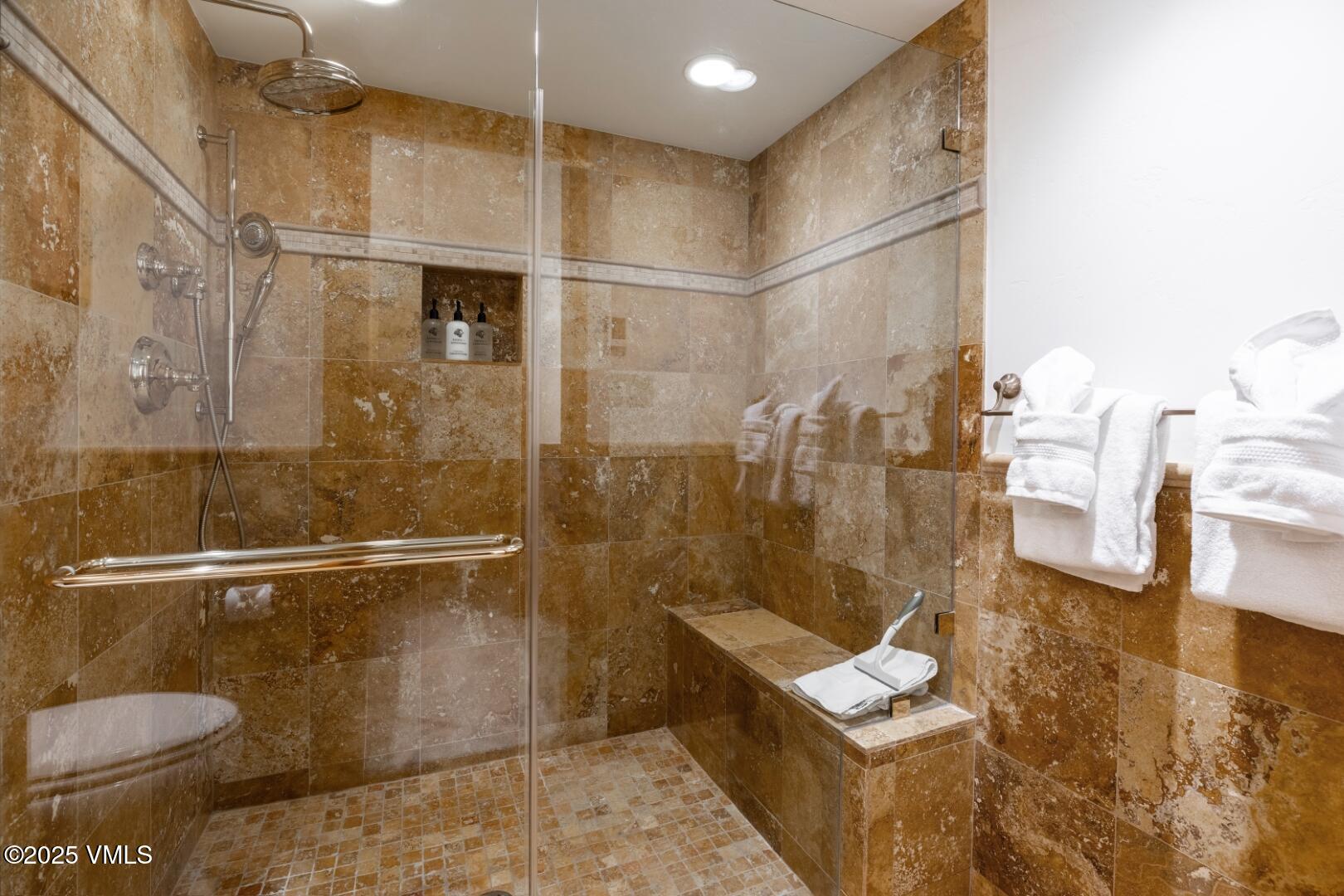380 East Lionshead Circle, Unit 160 Vail, CO 81657 - Photo 11 of 21 11 Bathroom