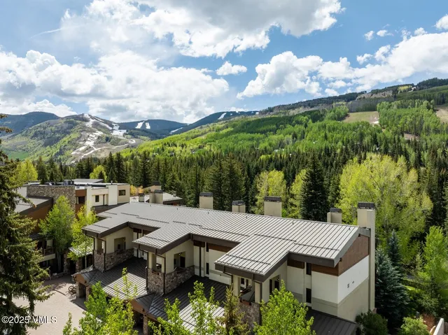 $2,895,000 | 380 East Lionshead Circle, Unit 160, Vail, CO 81657