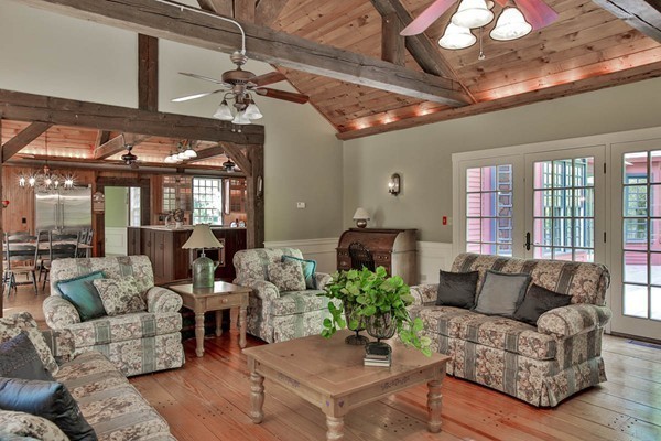 240 Candlestick Road North Andover, MA 01845 - Photo 12 of 23 Gallery Image 12