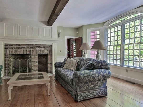 240 Candlestick Road North Andover, MA 01845 - Photo 14 of 23 Gallery Image 14