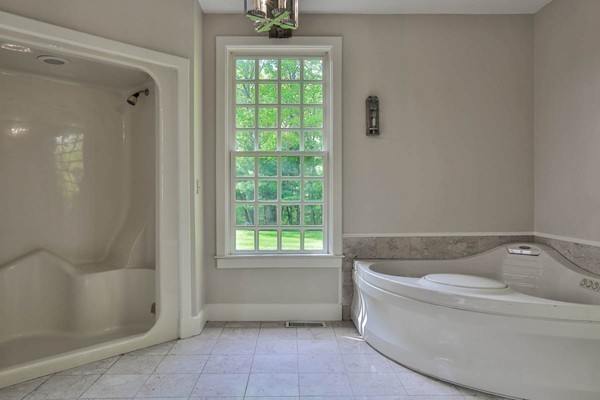 240 Candlestick Road North Andover, MA 01845 - Photo 20 of 23 Gallery Image 20