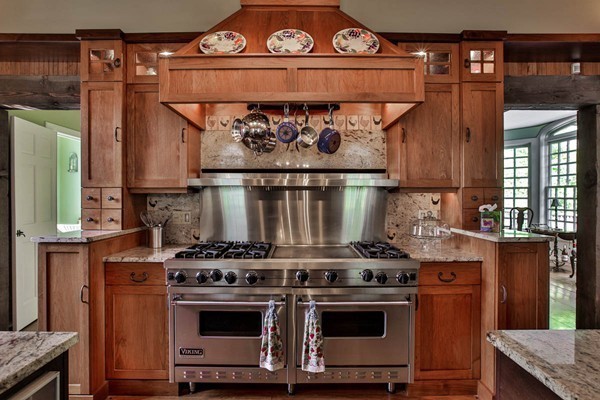240 Candlestick Road North Andover, MA 01845 - Photo 7 of 23 Gallery Image 7