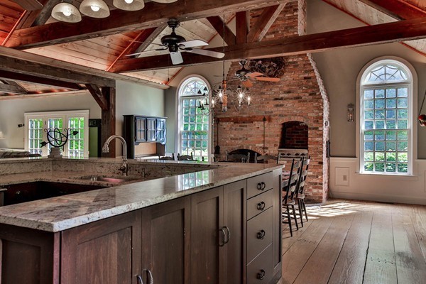 240 Candlestick Road North Andover, MA 01845 - Photo 8 of 23 Gallery Image 8