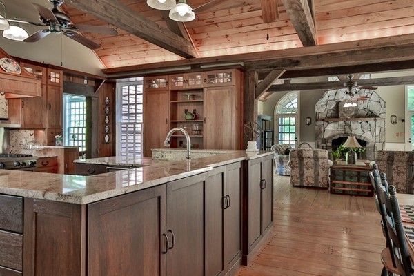 240 Candlestick Road North Andover, MA 01845 - Photo 9 of 23 Gallery Image 9