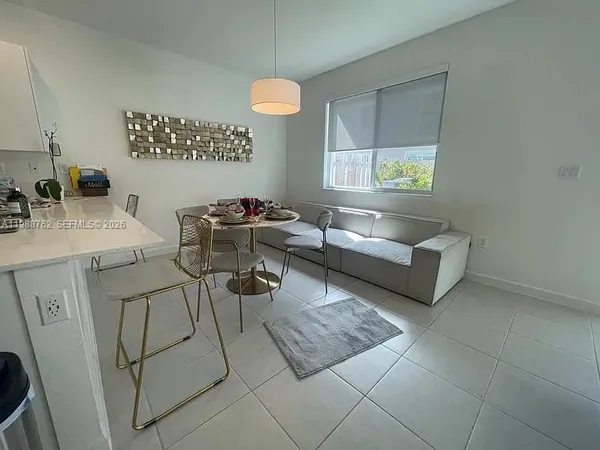 $3,200 | 728 Southeast 14th Court, Homestead, FL 33034