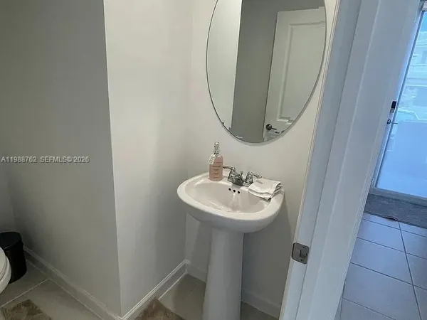 $3,200 | 728 Southeast 14th Court, Homestead, FL 33034