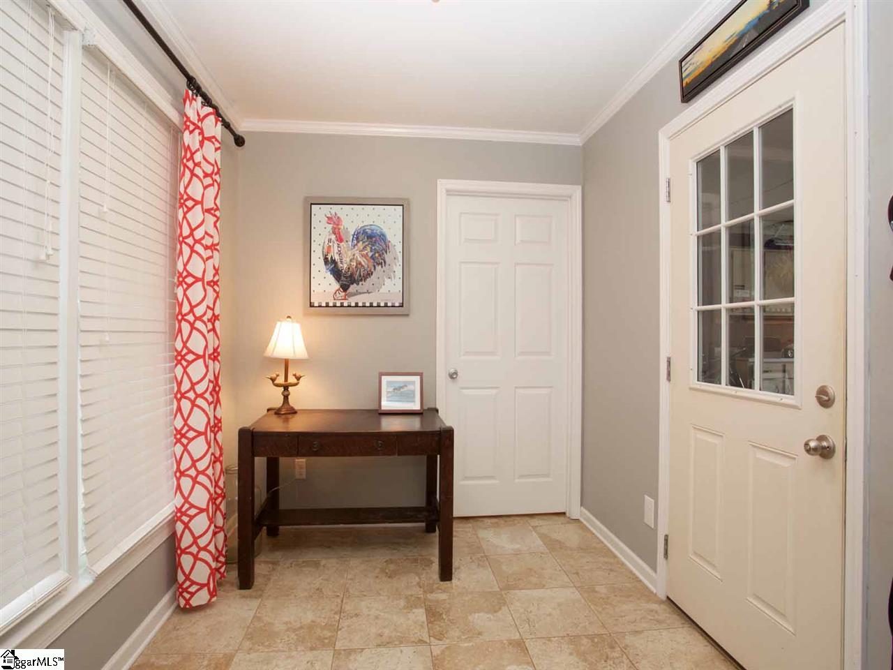 107 Bennington Road Greer, SC 29650 - Photo 9 of 28 Gallery Image 9