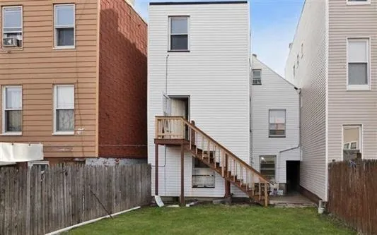 $1,800 | 107 Hancock Avenue, Unit 1, Jersey City, NJ 07307