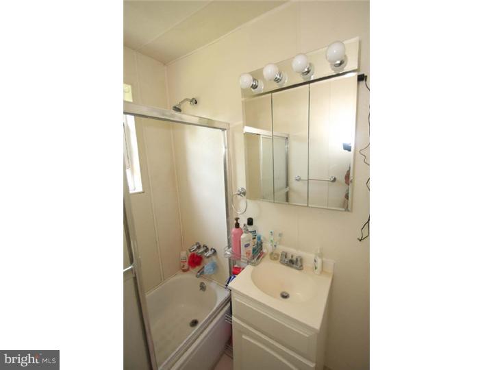 368 A Ripka Street Philadelphia, PA 19128 - Photo 7 of 25 Unit #1