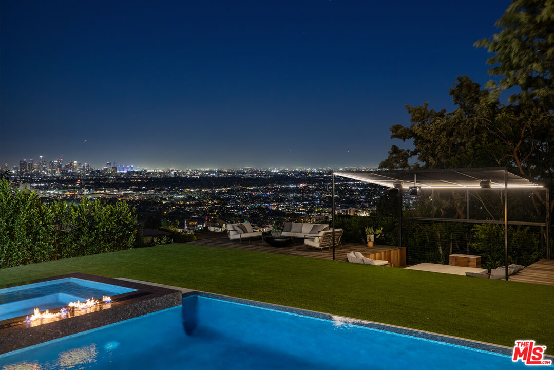 1772 North Crescent Hts Blvd  