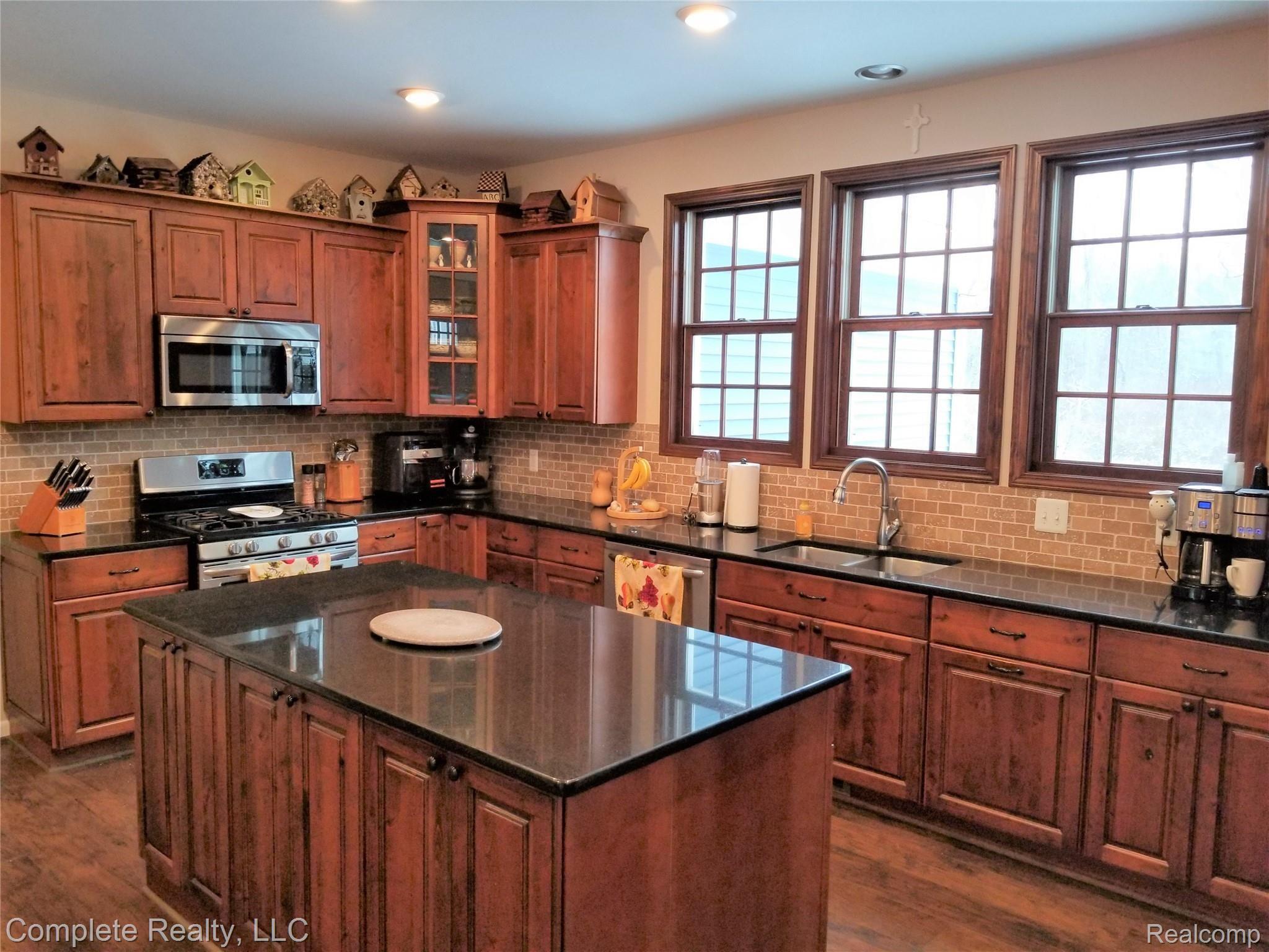 10320 South Horton Road Goodrich, MI 48438 - Photo 16 of 95 20210106_113214.jpg