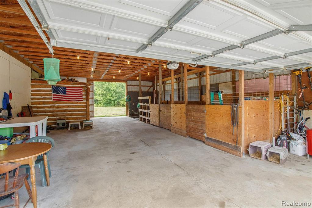 9301 Bryce Road Avoca, MI 48006 - Photo 23 of 43