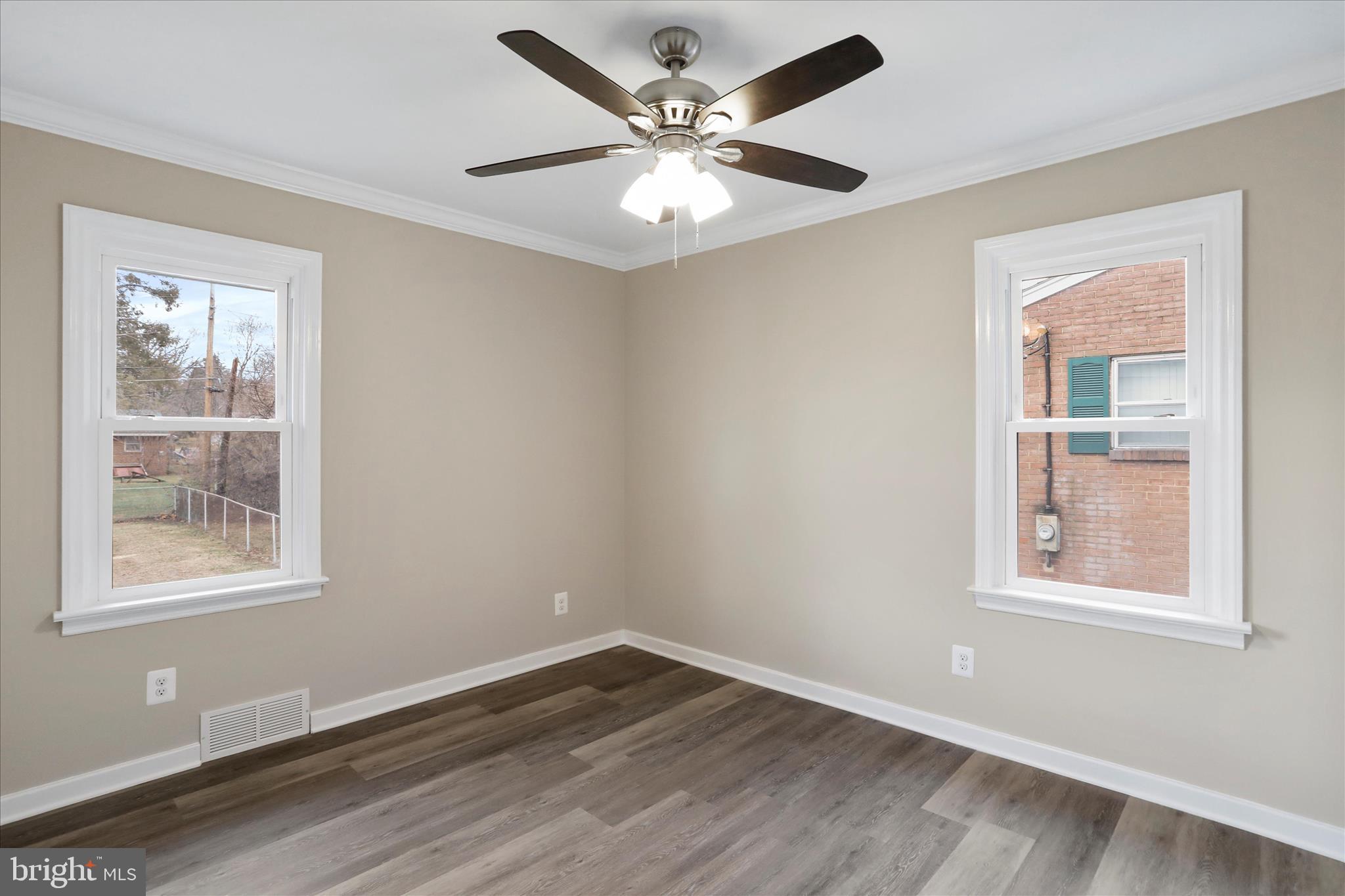 27 Harvard Road Hagerstown, MD 21742 - Photo 11 of 32 Bedroom 1