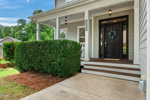 $635,000 | 1603 Grappenhall Drive, Apex, NC 27502