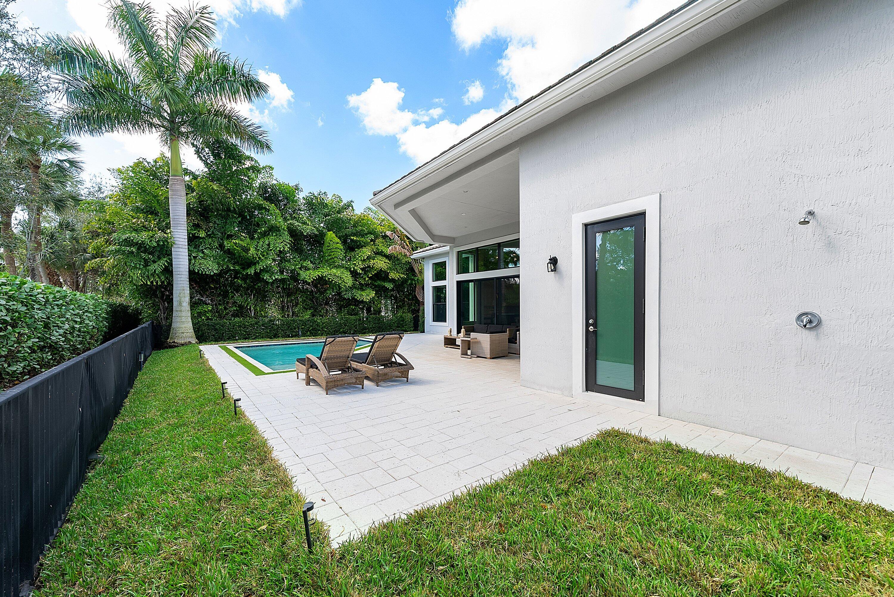 2600 Northwest 69th Street Boca Raton, FL 33496 - Photo 50 of 62 Exterior Rear