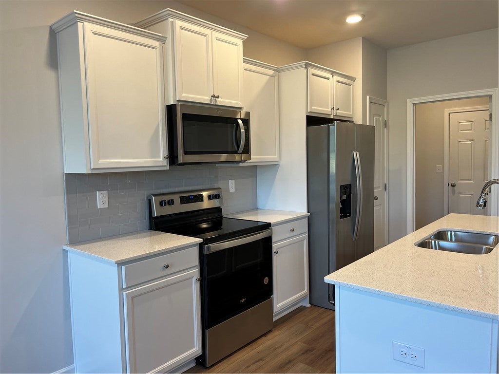 3136 Raiden Circle Opelika, AL 36804 - Photo 10 of 32 Gallery Image 10