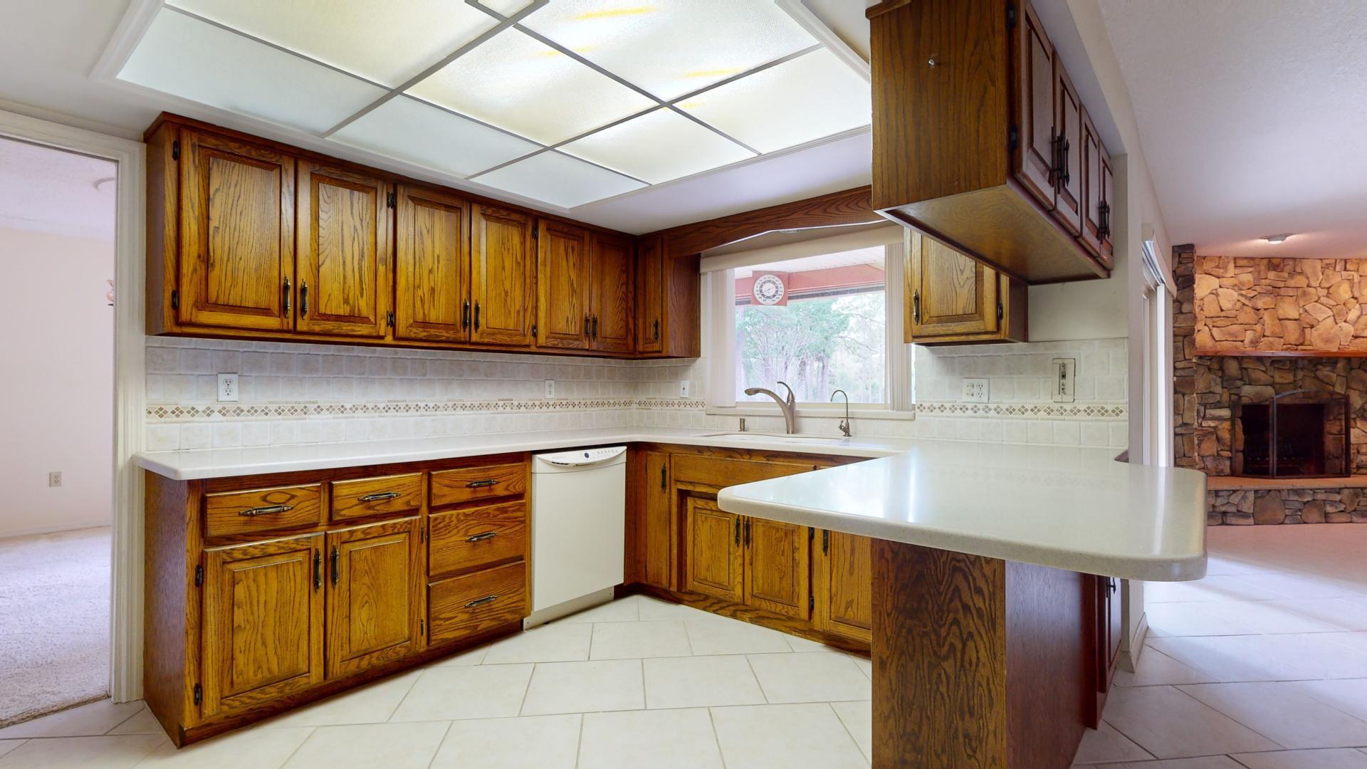 3900 Leghorn Road Malabar, FL 32950 - Photo 10 of 37 Kitchen 2