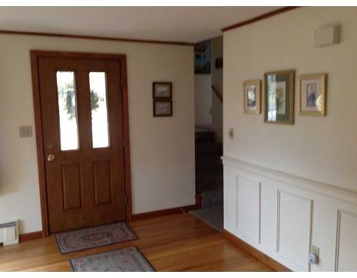 11 Stone Path Lane West Springfield, MA 01089 - Photo 3 of 27 Gallery Image 3