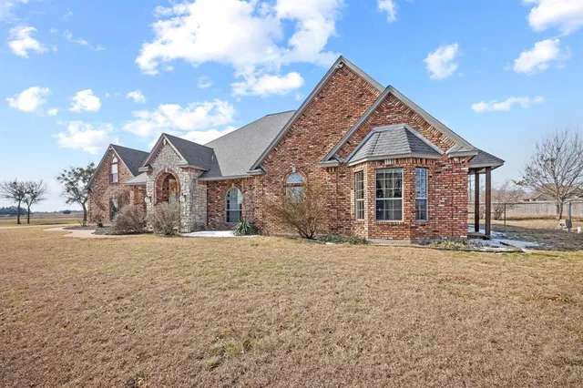 $675,000 | 820 Alysa Lane, Waxahachie, TX 75167