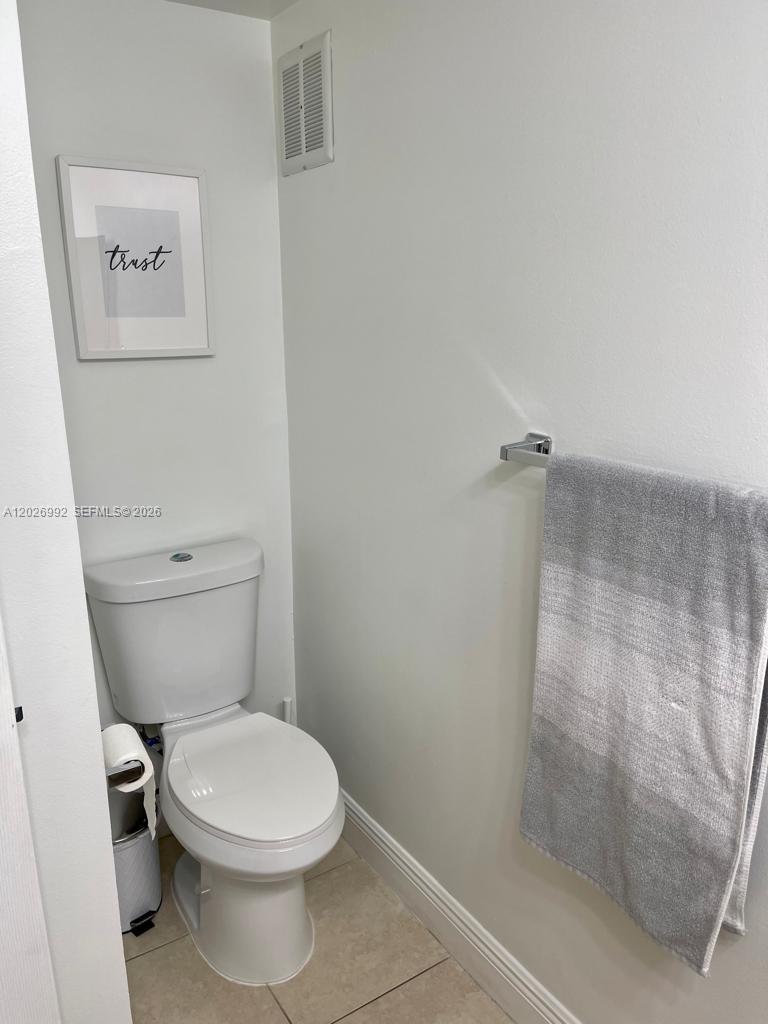 301 Racquet Club Road, Unit 305 Weston, FL 33326 - Photo 12 of 31