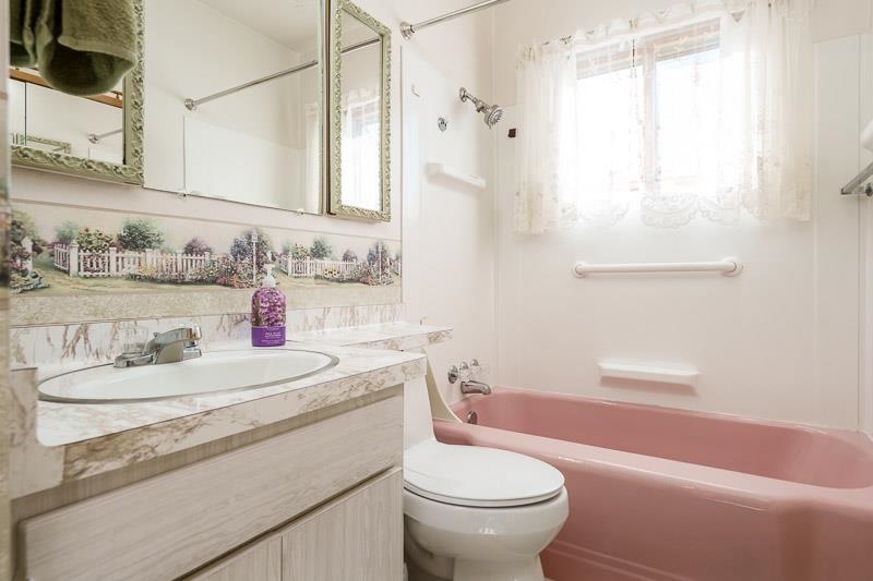 2449 W Forest Beloit, WI 53511 - Photo 21 of 46