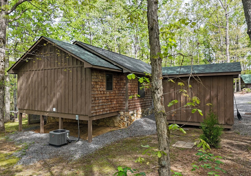 112 Sunrise Lane Blue Ridge, GA 30513 - Photo 13 of 35