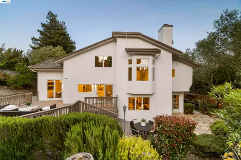 $1,749,998 | 11263 Rolling Hills Drive, Dublin, CA 94568