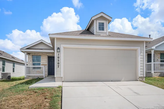 a house view with a outdoor space