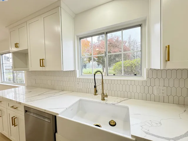 $1,299,000 | 838 Virginia Avenue, Lodi, CA 95242