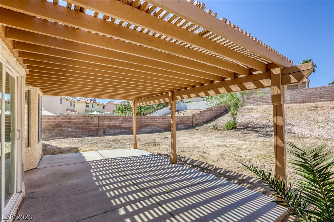 1468 Flintrock Road Henderson, NV 89014 - Photo 29 of 33