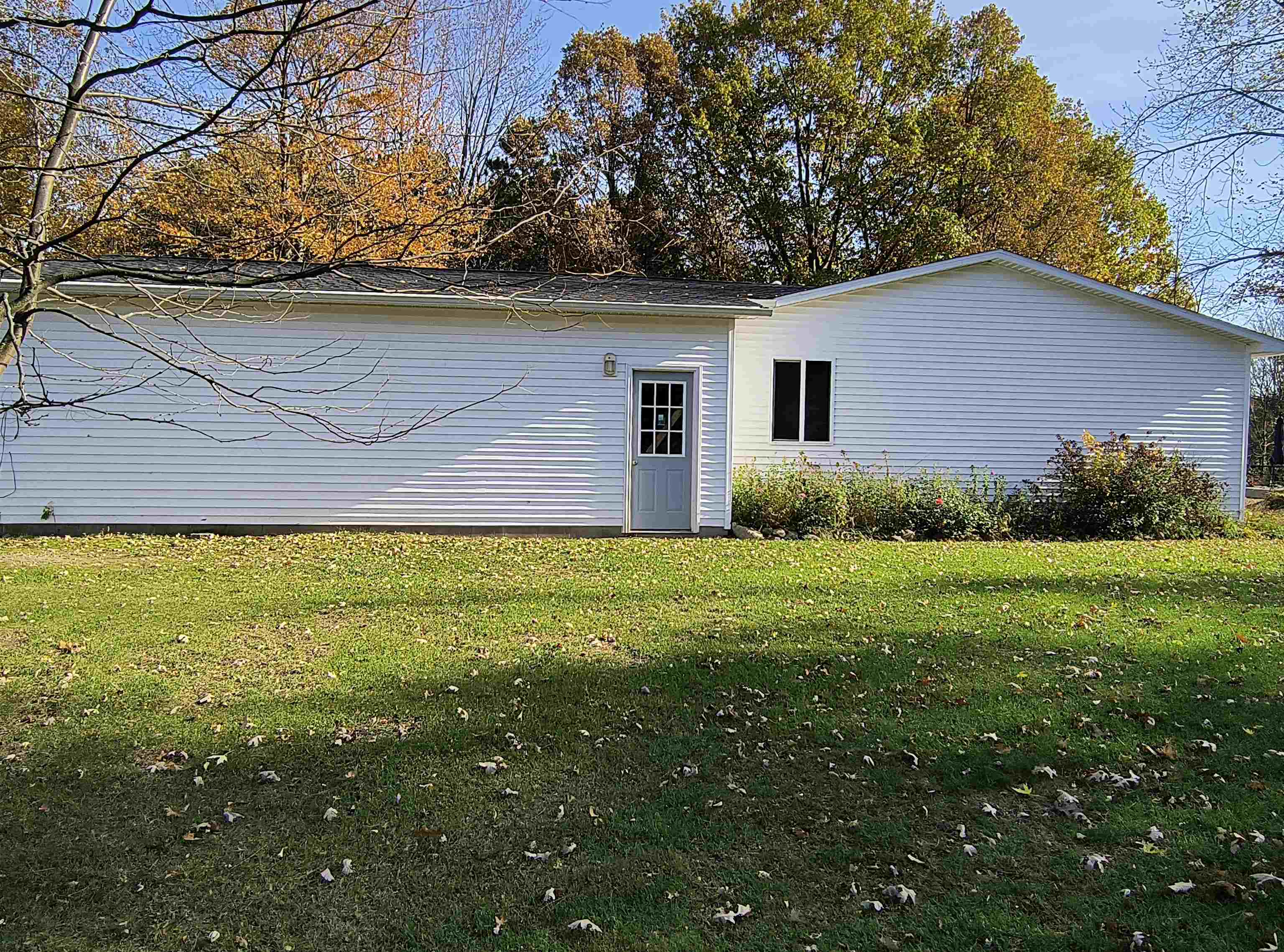 1236 South Loomis Road Mount Pleasant, MI 48858 - Photo 36 of 43