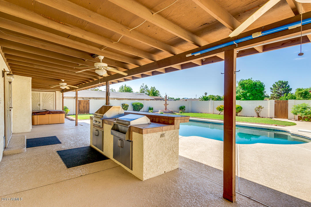 965 East Gunstock Road Chandler, AZ 85286 - Photo 30 of 46 Nice BBQ w/chiller