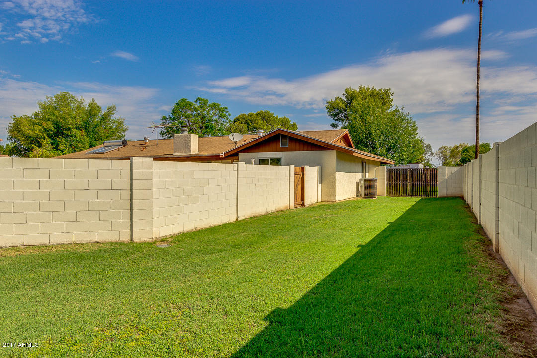 965 East Gunstock Road Chandler, AZ 85286 - Photo 38 of 46 Back exit to property