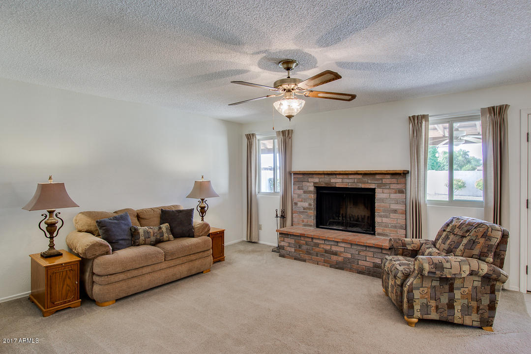 965 East Gunstock Road Chandler, AZ 85286 - Photo 7 of 46 Family Room